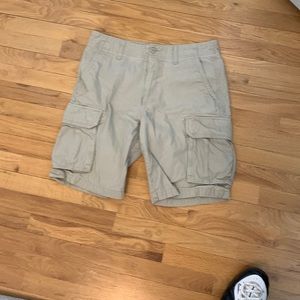 Mens Old Navy Cargo Shorts size 32